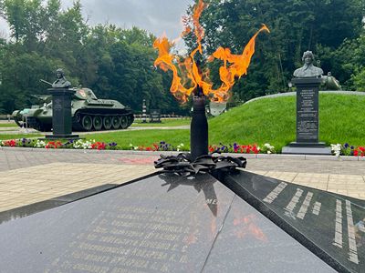 Мемориал танкистам-первогвардейцам