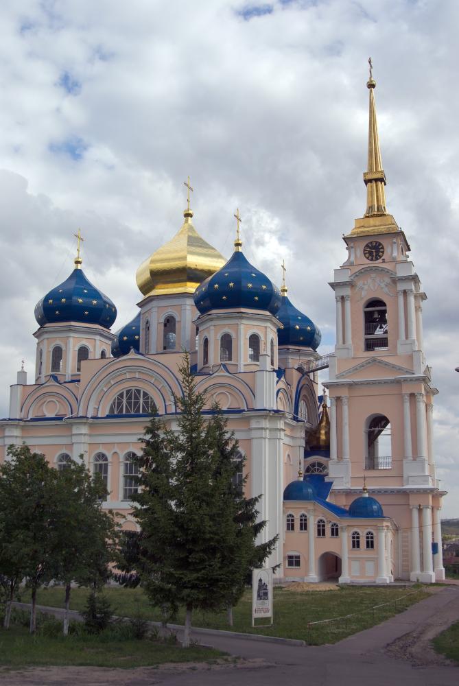 Спасо преображенский собор в болхове